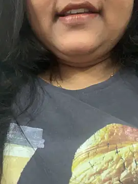 smile pretty online show from 03/16/26, 04:32