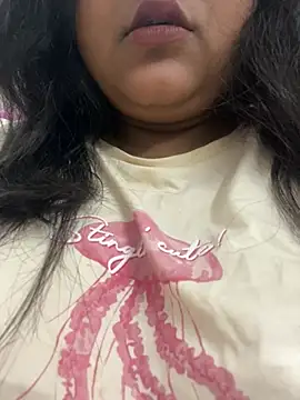 smile pretty online show from 02/26/26, 05:35