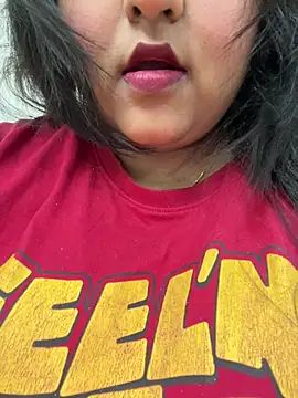 smile pretty online show from 01/12/26, 04:47