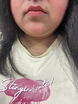 smile pretty online show from 02/10/26, 05:45