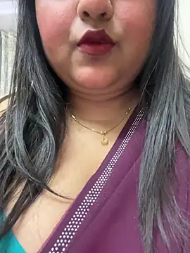 smile pretty online show from 03/19/25, 07:17