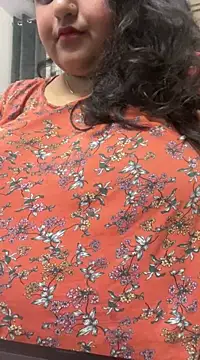 smile pretty online show from 02/17/25, 08:49