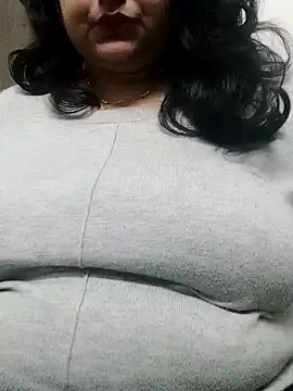 smile pretty online show from 01/22/25, 08:28