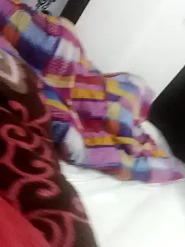 smile pretty online show from 01/17/25, 08:11