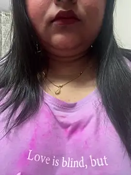 smile pretty online show from 03/13/25, 06:23