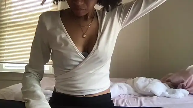 loveofbea online show from 05/04/26, 05:16