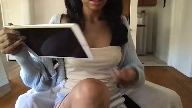 loveofbea online show from 06/10/26, 10:11