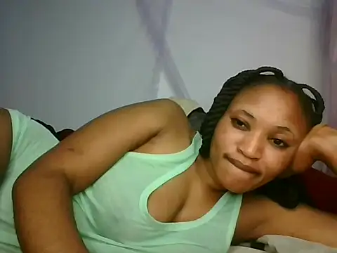 Snapshot of cutenipples chatting on 11/17/25, 04:22 cutenipples online show from 11/17/25, 04:22