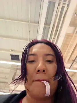 Snapshot of Blushing_Katy chatting on 12/17/25, 12:04 Blushing Katy online show from 12/17/25, 12:04