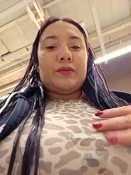 Snapshot of Blushing_Katy chatting on 12/19/25, 12:14 Blushing Katy online show from 12/19/25, 12:14