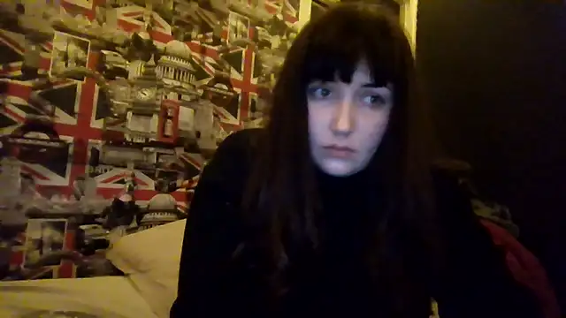 Lynylou online show from 12/03/25, 09:25