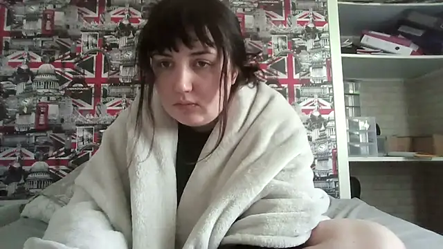 Lynylou online show from 11/06/25, 12:09