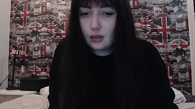 Lynylou online show from 02/23/26, 07:47