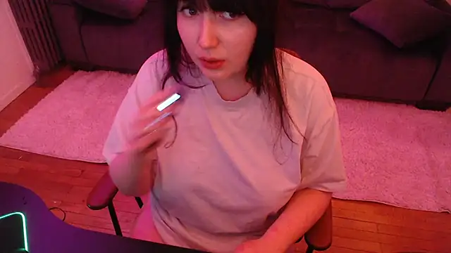 Lynylou online show from 01/18/25, 07:38