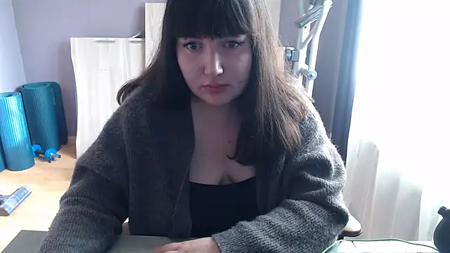 Lynylou online show from 09/10/25, 07:29