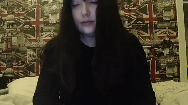 Lynylou online show from 02/09/26, 09:35