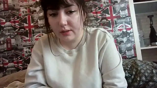 Lynylou online show from 11/28/25, 12:05