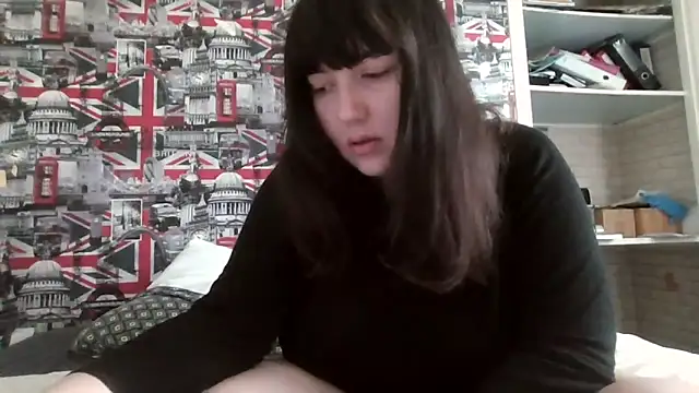 Lynylou online show from 09/23/25, 11:17