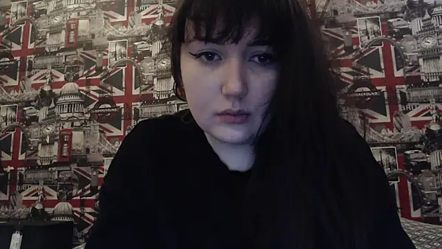 Lynylou online show from 02/27/26, 08:41