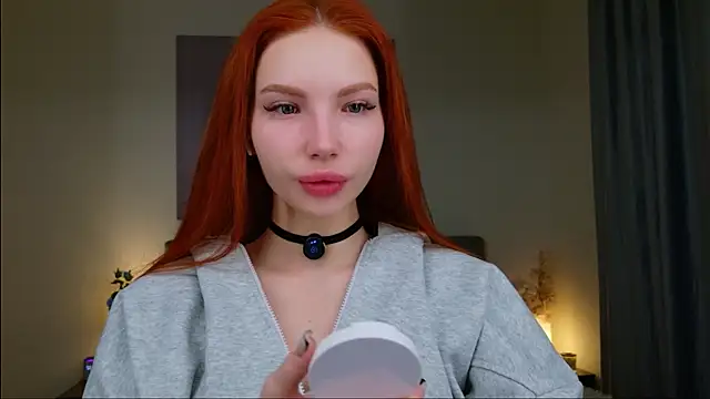 JudyWalkerr online show from 11/23/25, 02:32