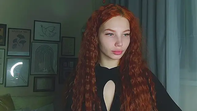 JudyWalkerr online show from 02/13/25, 05:54