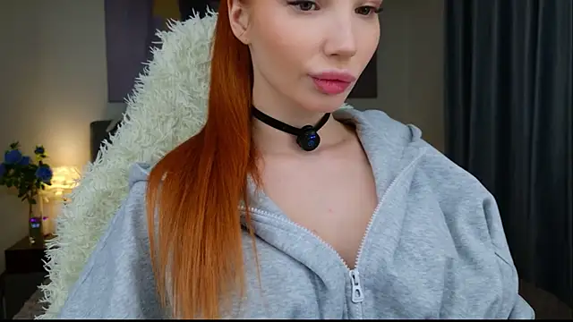 JudyWalkerr online show from 12/19/25, 03:03