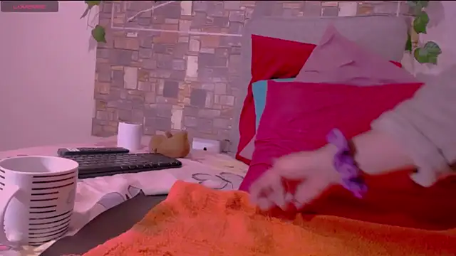 CrazyRousex online show from 03/31/26, 05:37