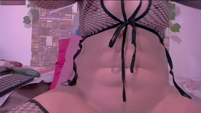 CrazyRousex online show from 11/30/25, 12:17