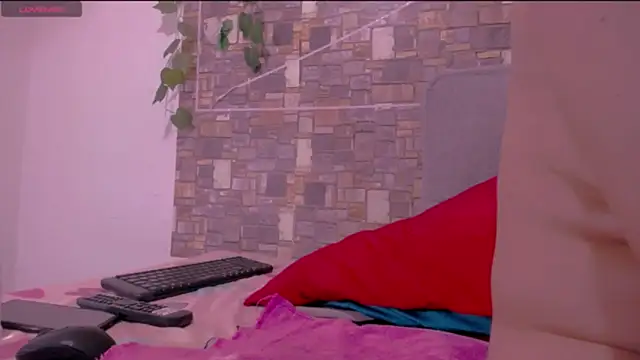 CrazyRousex online show from 03/15/26, 05:09