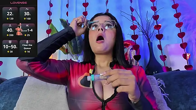 Elizabeth VonSweet online show from 02/05/26, 12:23