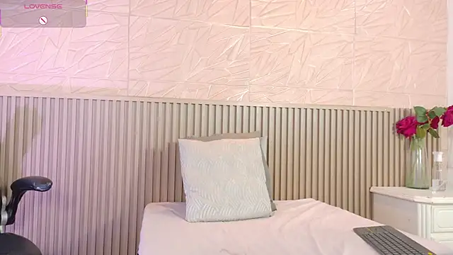 paula  cruzz online show from 09/24/25, 09:21