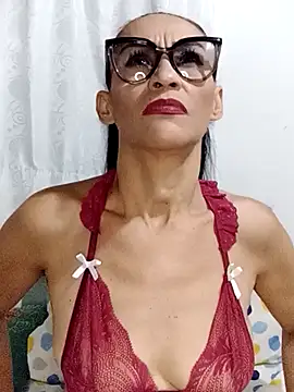 Snapshot of BarbaraMature chatting on 09/19/25, 06:01 BarbaraMature online show from 09/19/25, 06:01