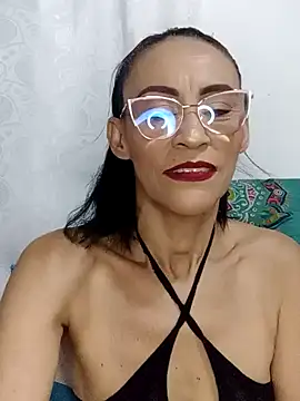 Snapshot of BarbaraMature chatting on 02/06/25, 05:30 BarbaraMature online show from 02/06/25, 05:30
