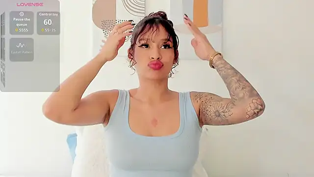 SeleneClark online show from 02/17/26, 06:16