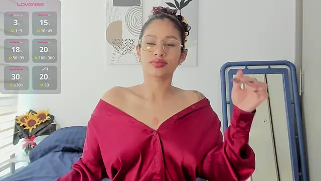 SeleneClark online show from 03/09/26, 06:22