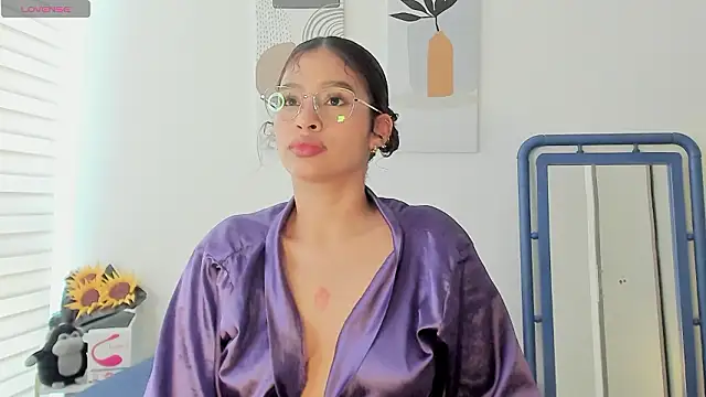 SeleneClark online show from 03/04/26, 06:26