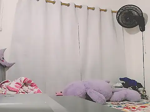 tifany19  online show from 11/23/25, 01:37