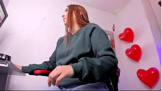 angel hardy dl online show from 03/12/26, 10:52