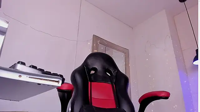 angel hardy dl online show from 09/27/25, 10:54