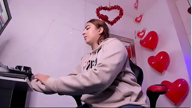 angel hardy dl online show from 02/10/26, 10:36