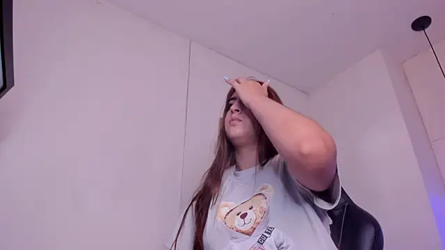 angel hardy dl online show from 09/16/25, 10:49