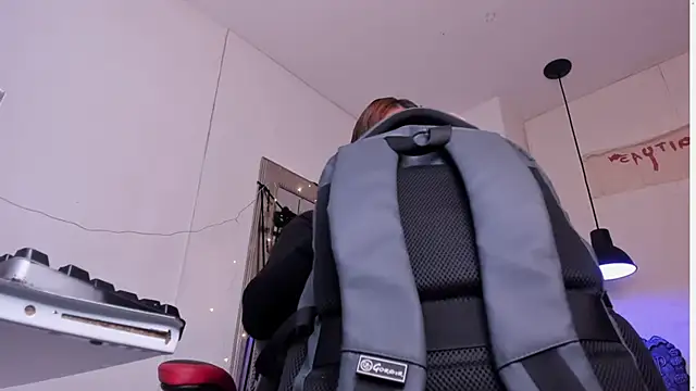 angel hardy dl online show from 10/10/25, 12:06