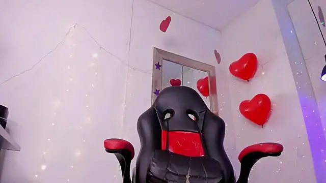 angel hardy dl online show from 04/18/26, 11:01