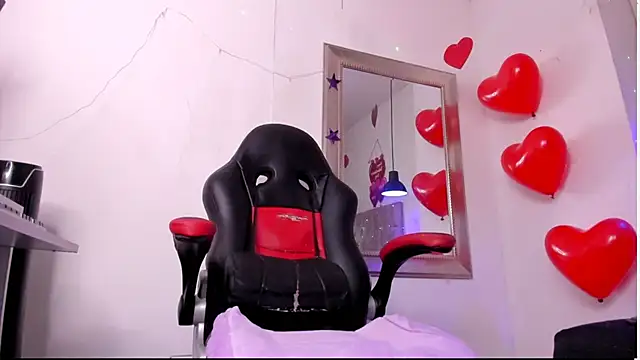 angel hardy dl online show from 03/11/26, 10:53