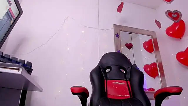 angel hardy dl online show from 04/02/26, 12:12