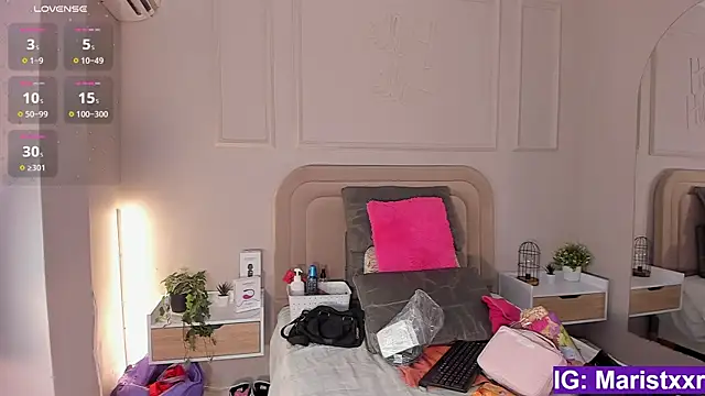 Maristxxr online show from 09/12/25, 07:46