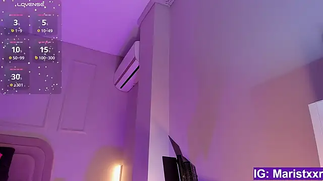 Maristxxr online show from 10/10/25, 07:36