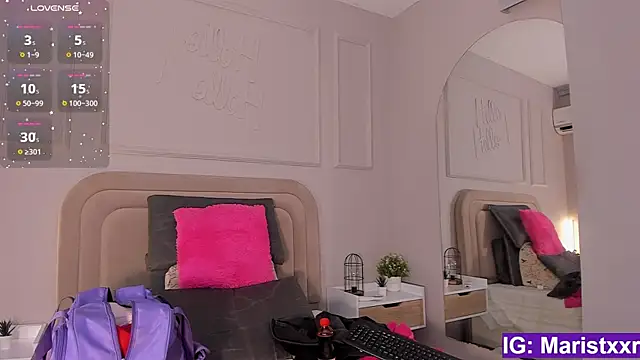 Maristxxr online show from 10/15/25, 07:44