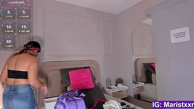 Maristxxr online show from 10/19/25, 07:49