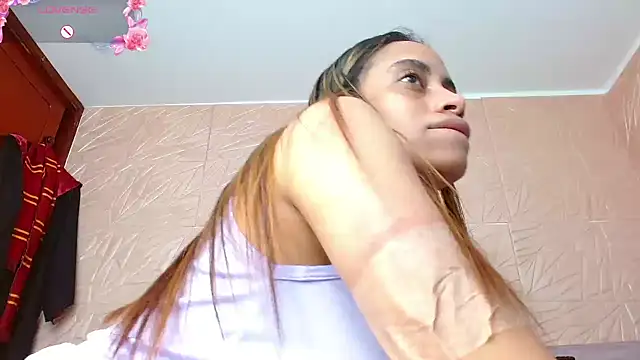 kendallsweet7 online show from 11/02/25, 07:52